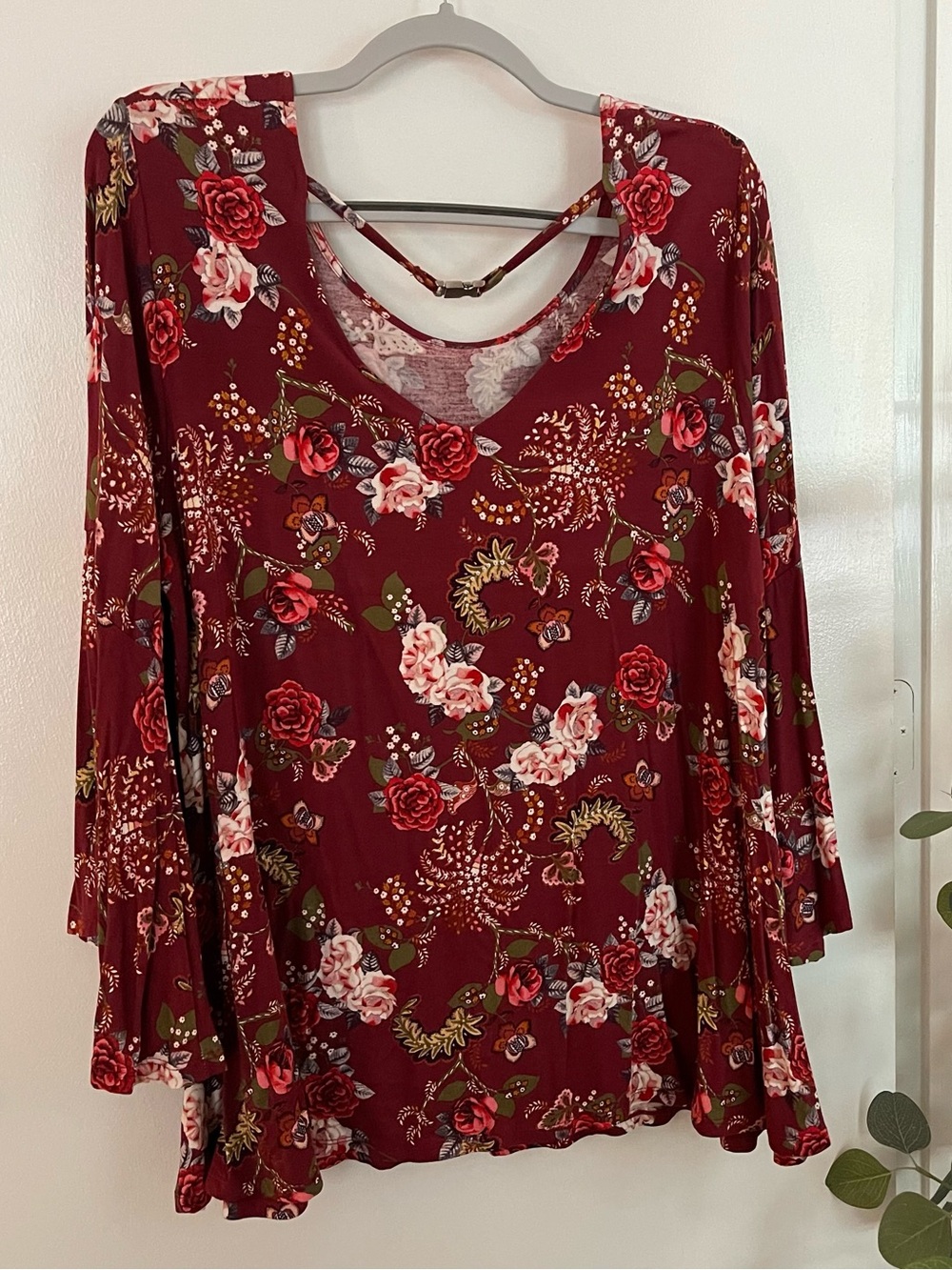 Rose & Olive Burgundy Floral V-Neck Long Sleeve Top